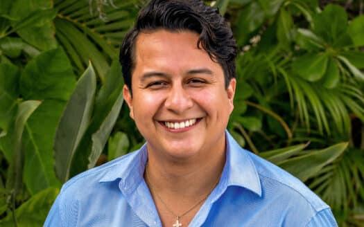 Jerry 2024 Agent Headshot