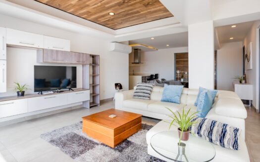 Icono 3 Bedroom Luxe Condo